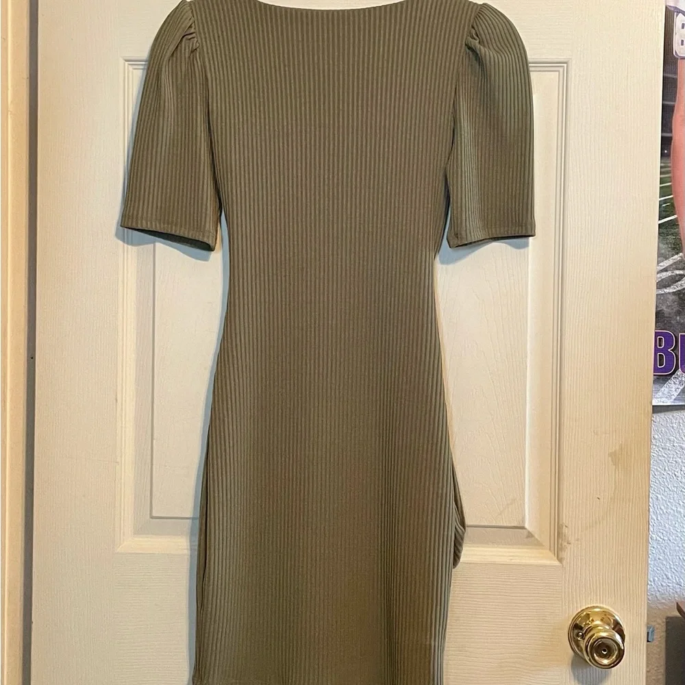 Guess green dress size small - Picture 9 of 11